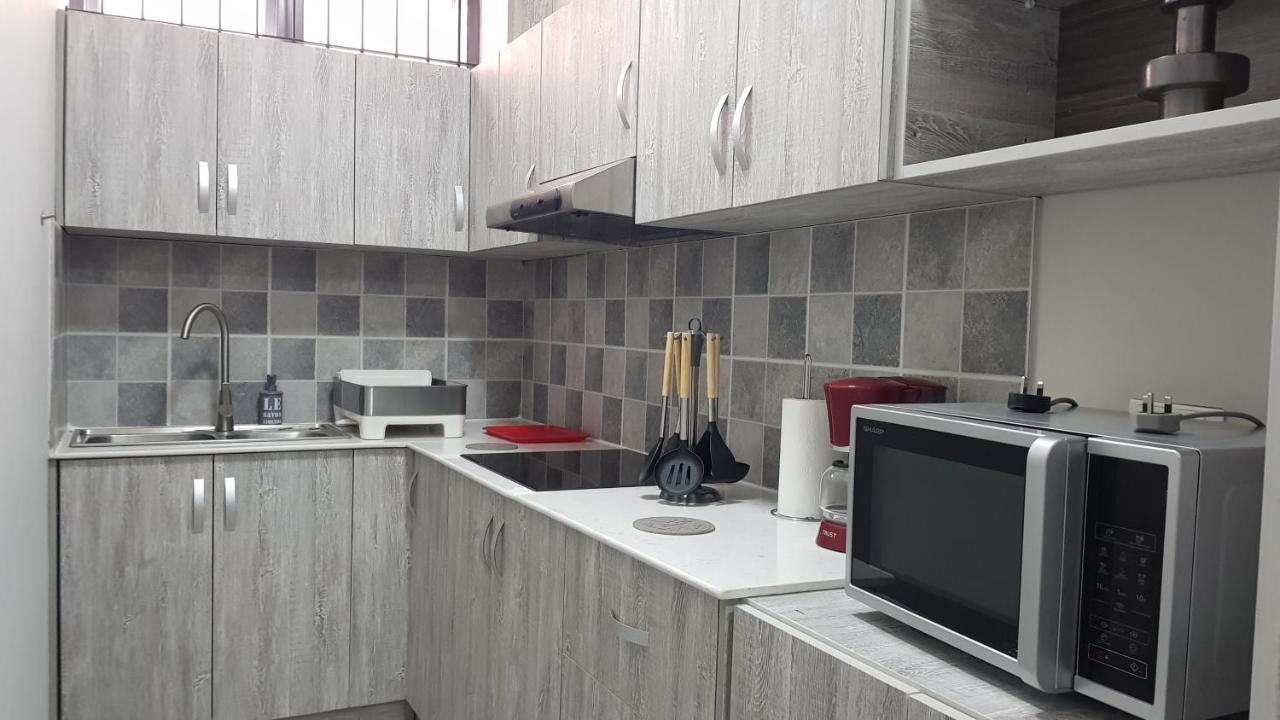 Апартаменты Modern Luxury Studio Fully Equipped Flic en Flac Экстерьер фото